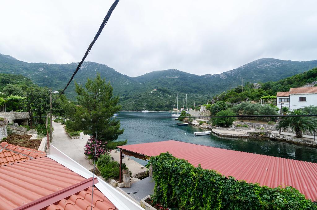 Apartments Porto Della Vita Okuklje Exterior photo
