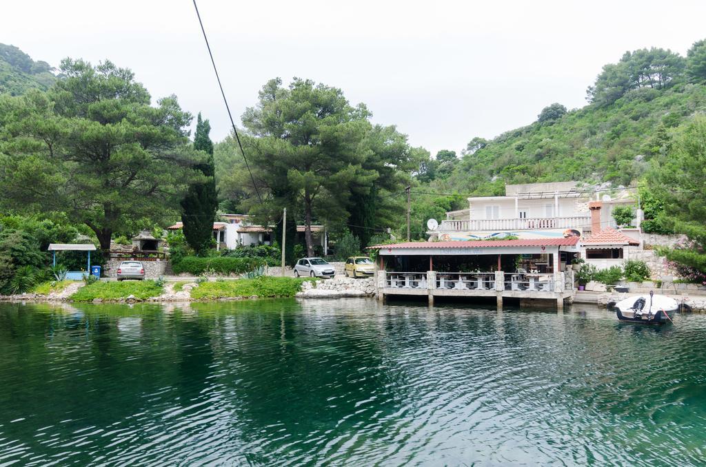 Apartments Porto Della Vita Okuklje Exterior photo