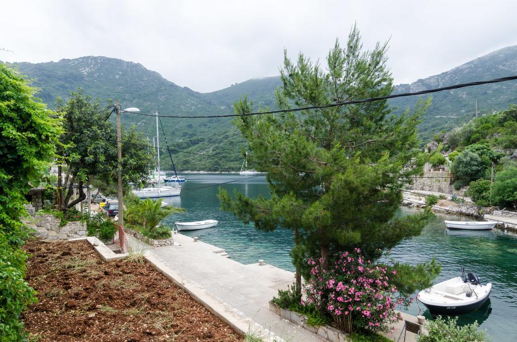 Apartments Porto Della Vita Okuklje Exterior photo