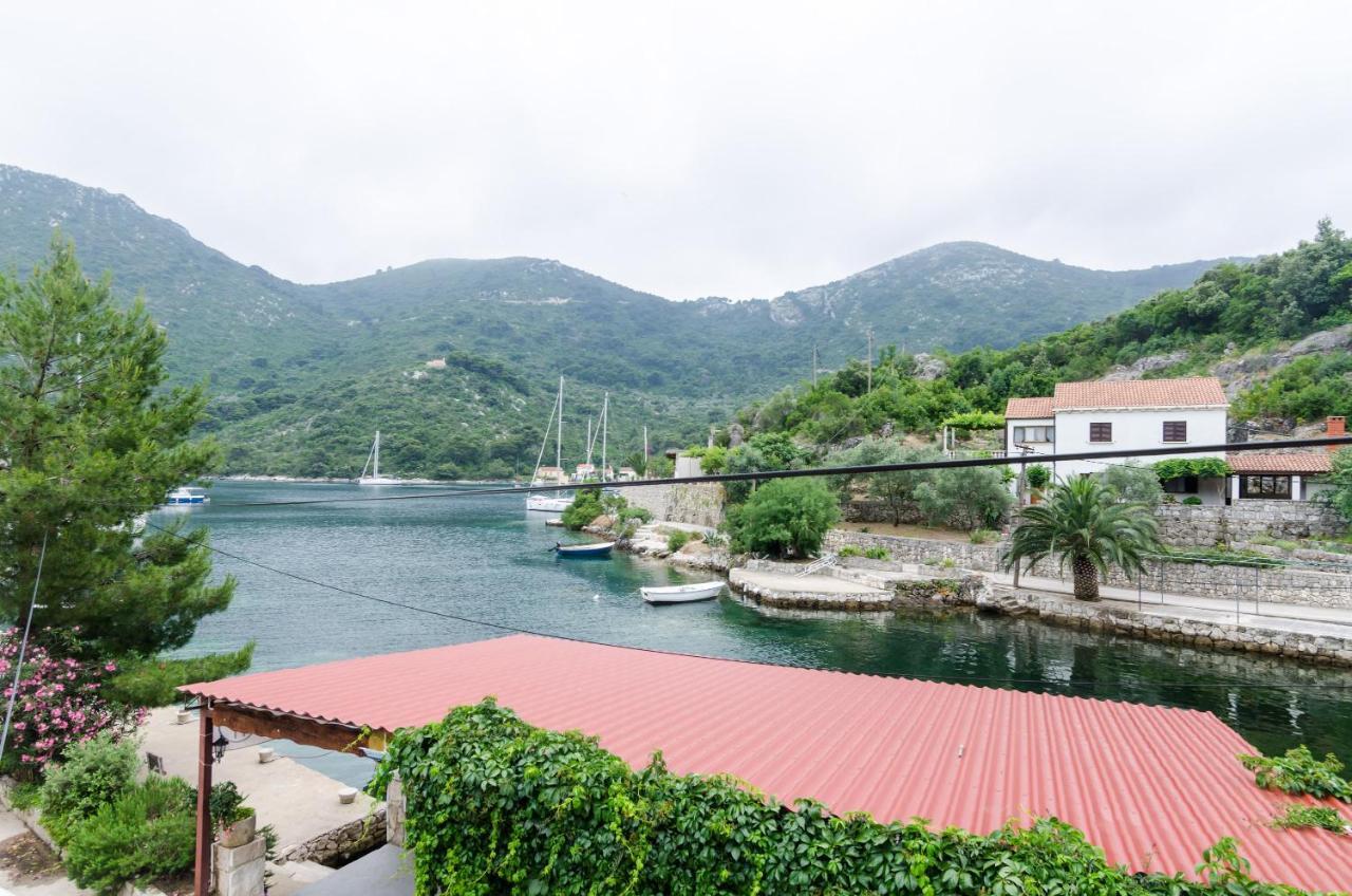 Apartments Porto Della Vita Okuklje Exterior photo